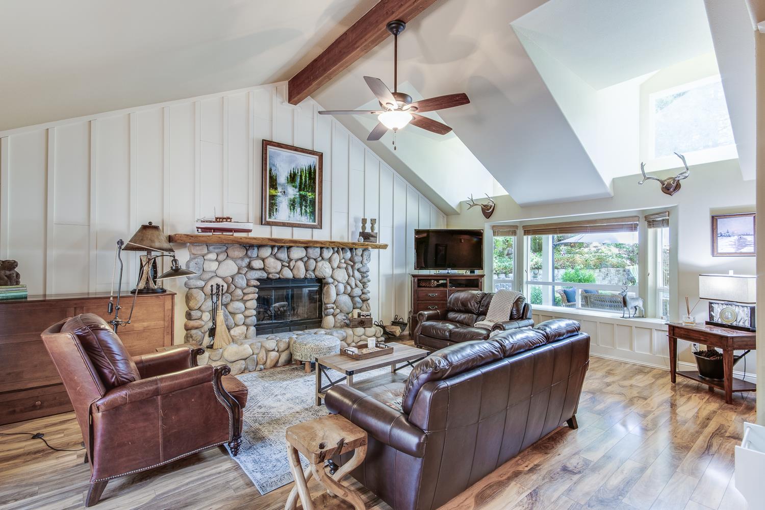 53885 Dogwood Creek Dr, Bass Lake, CA 93604