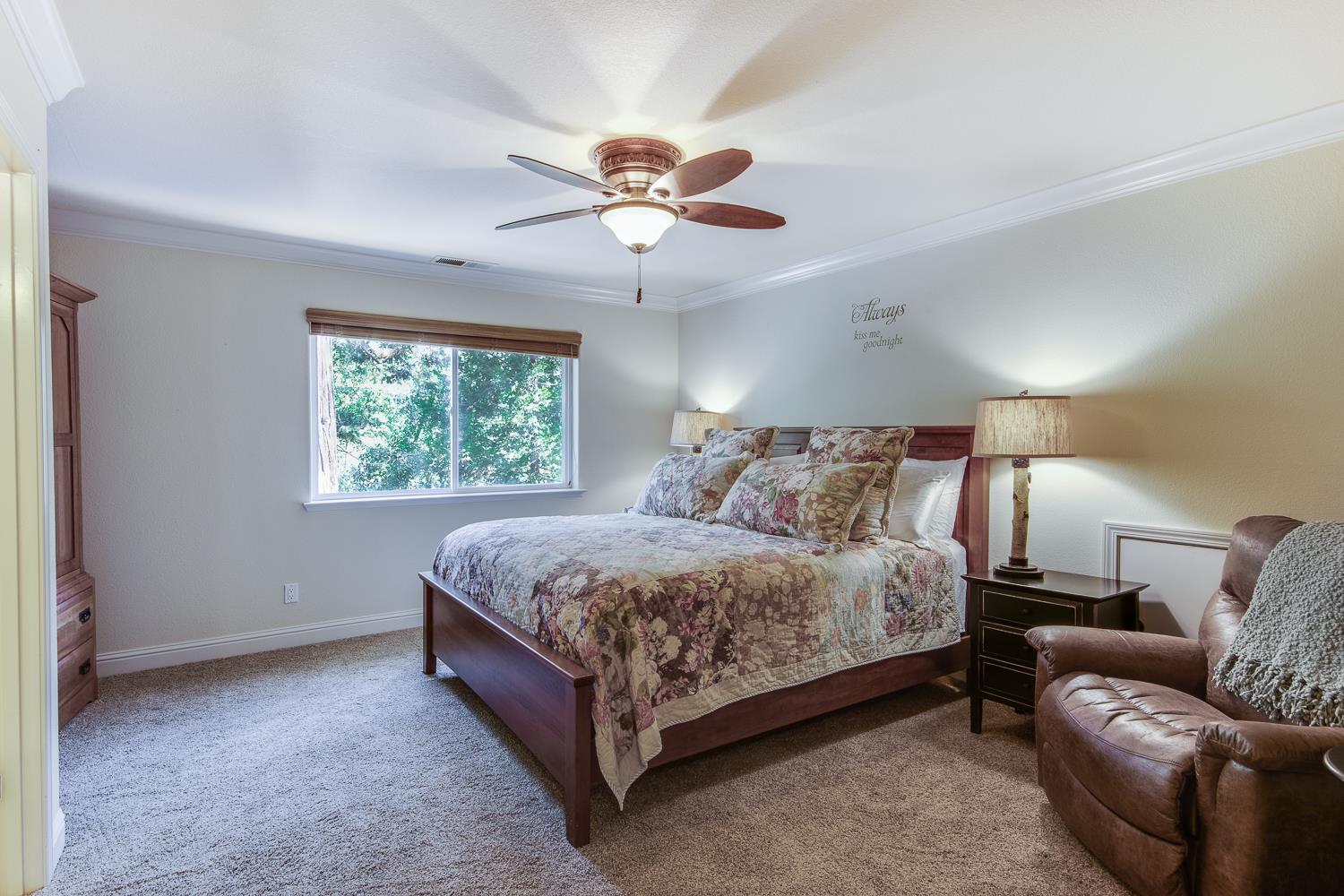 53885 Dogwood Creek Dr, Bass Lake, CA 93604
