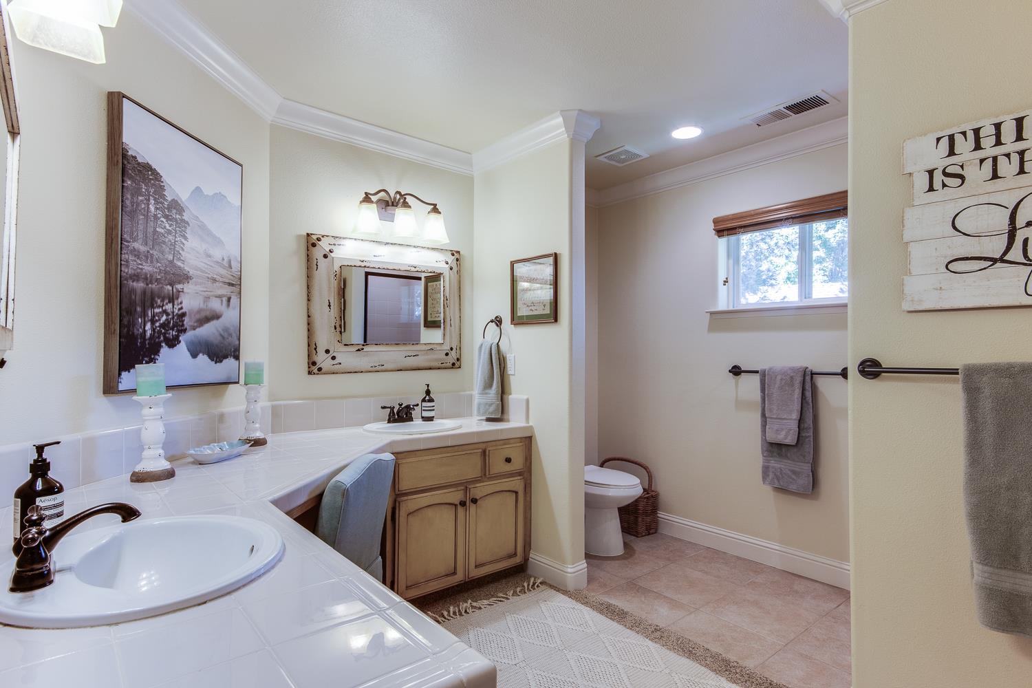 53885 Dogwood Creek Dr, Bass Lake, CA 93604