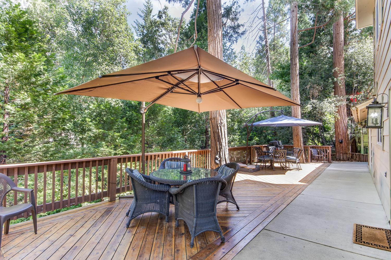 53885 Dogwood Creek Dr, Bass Lake, CA 93604