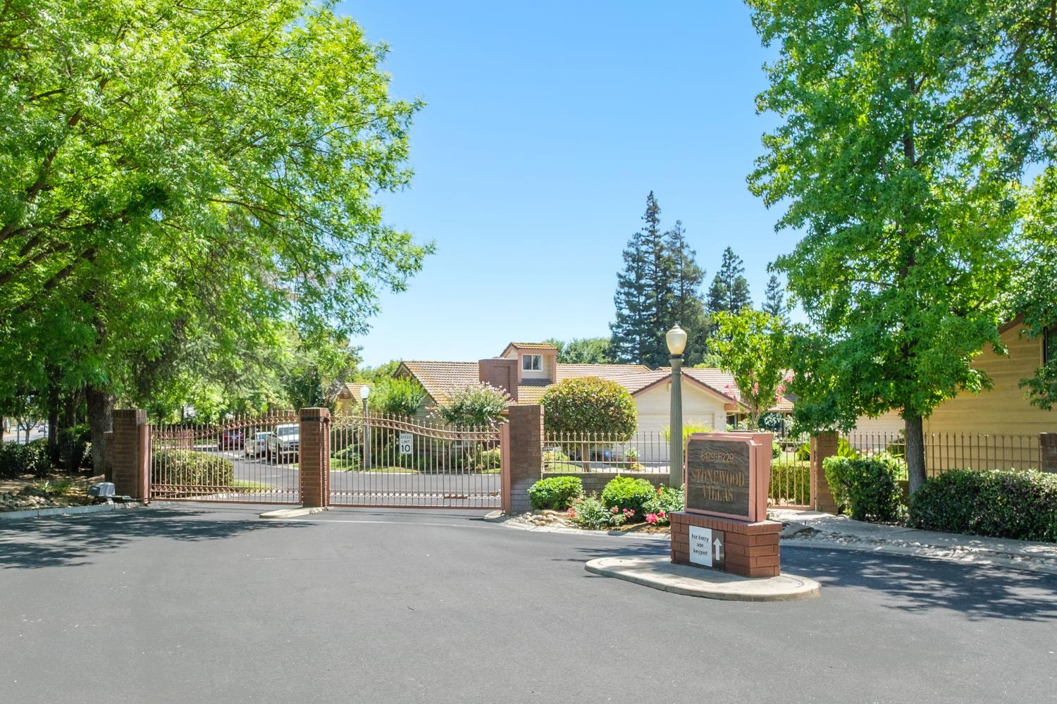 6185 N West Ave, Fresno, CA 93711