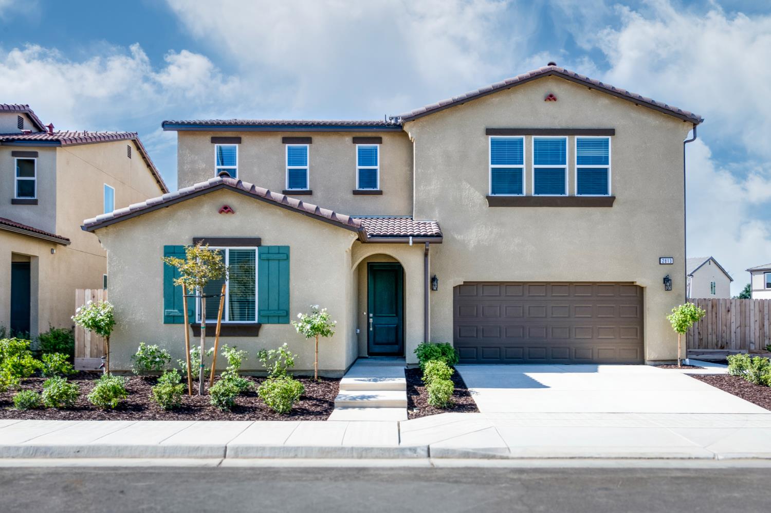 2813 E Corteza Dr, Fresno, CA 93730