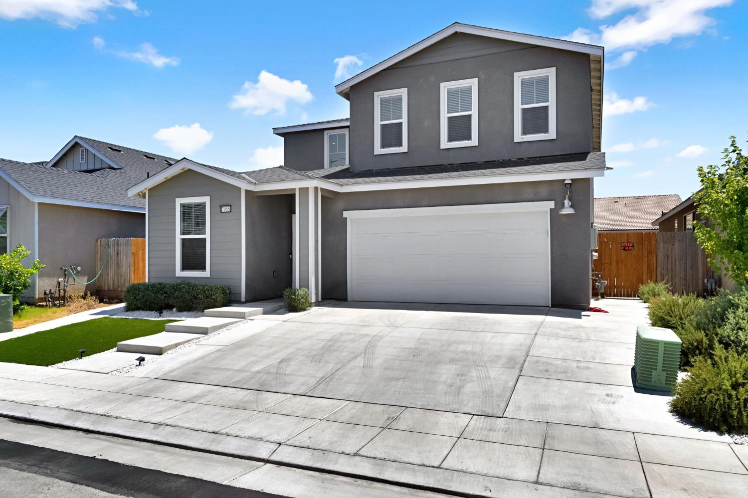 7065 E Homan Ave, Fresno, CA 93737