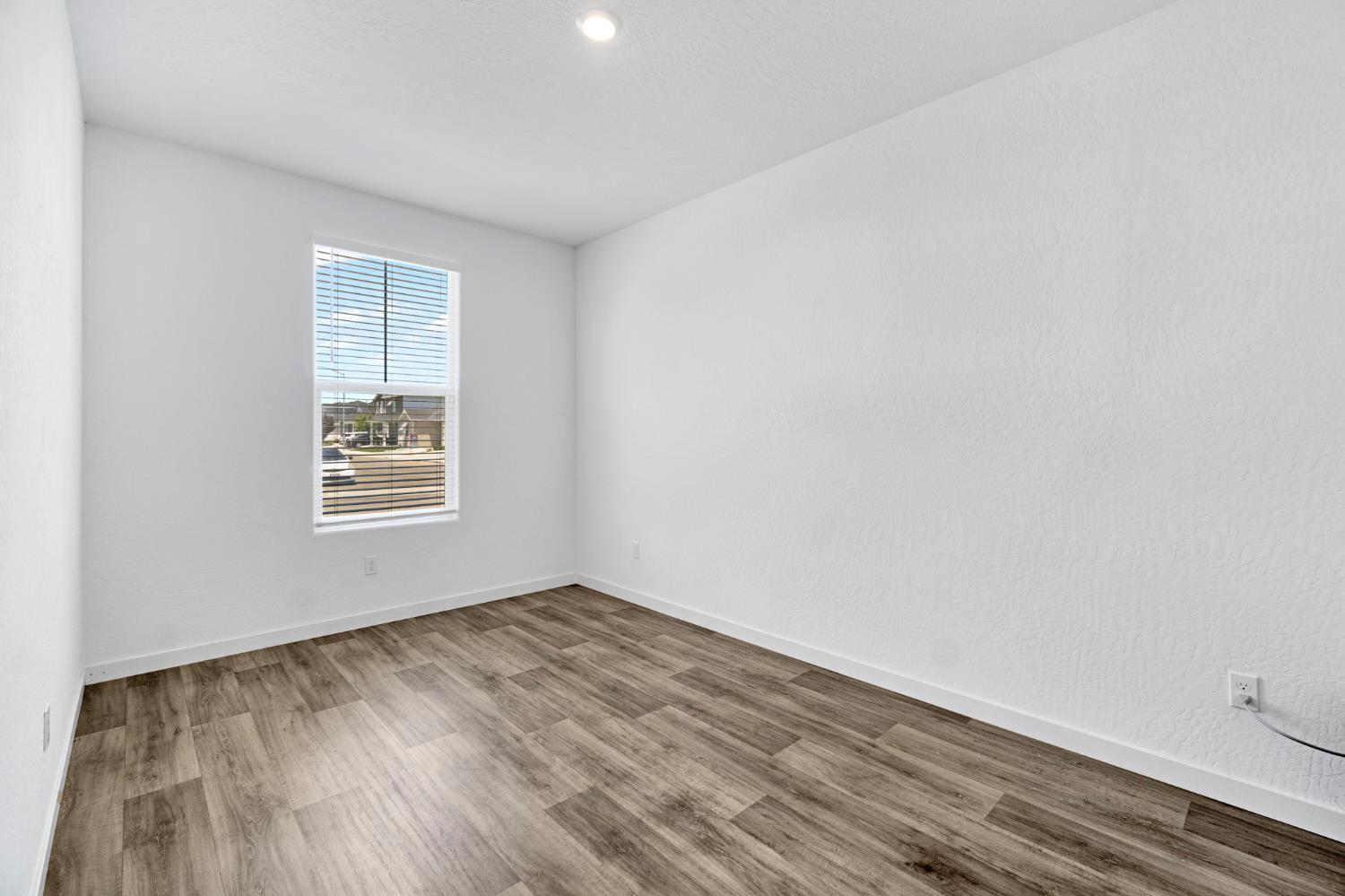 7065 E Homan Ave, Fresno, CA 93737