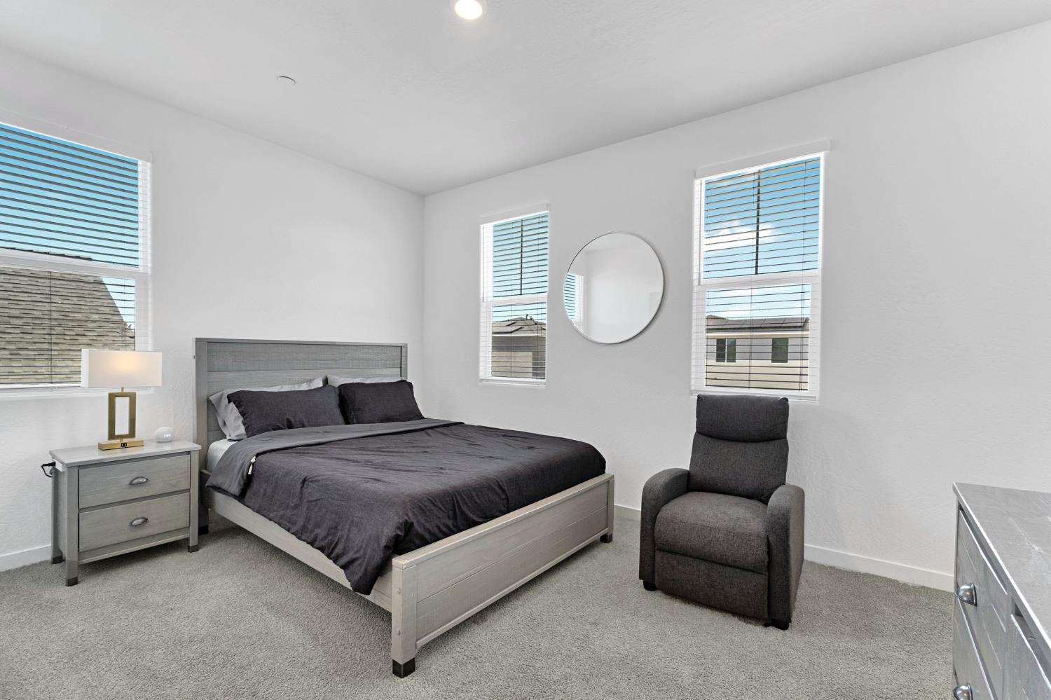 7065 E Homan Ave, Fresno, CA 93737
