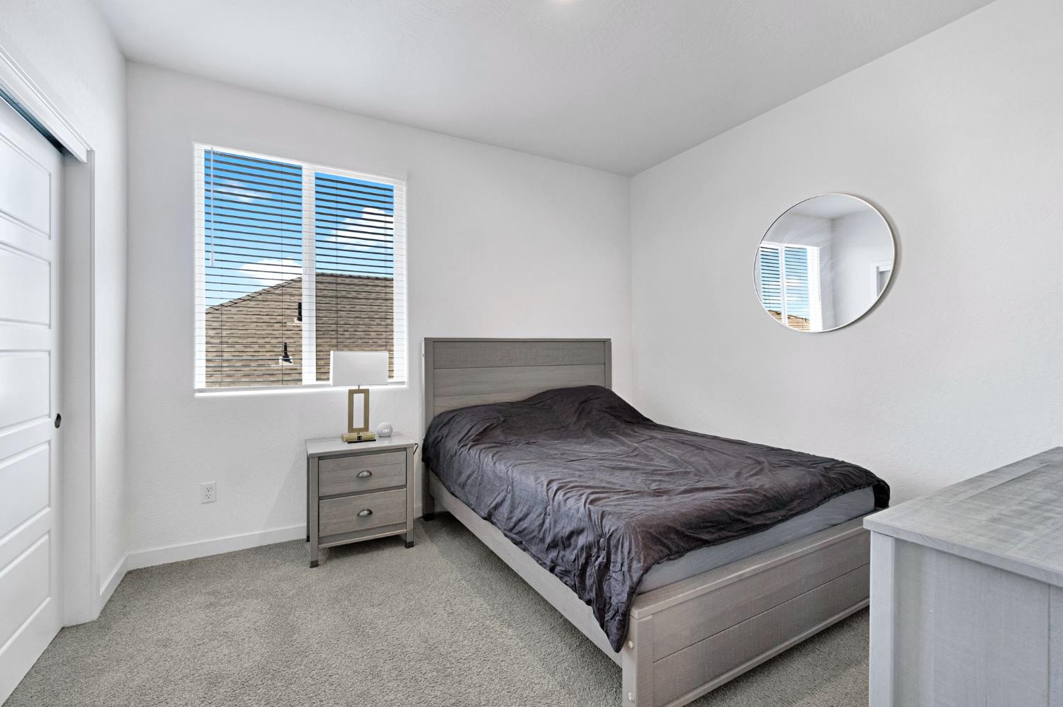 7065 E Homan Ave, Fresno, CA 93737