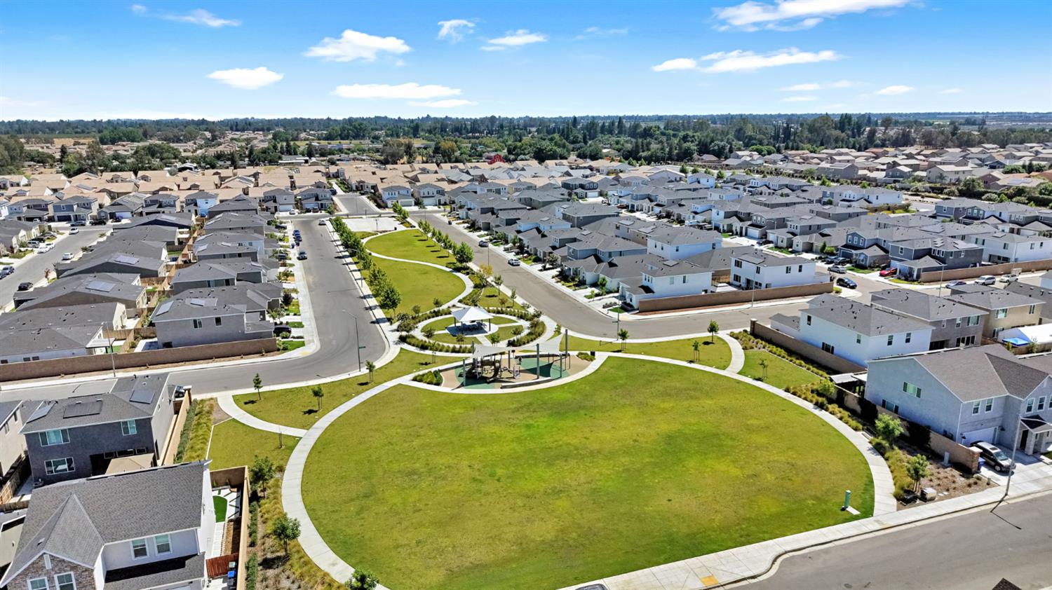 7065 E Homan Ave, Fresno, CA 93737