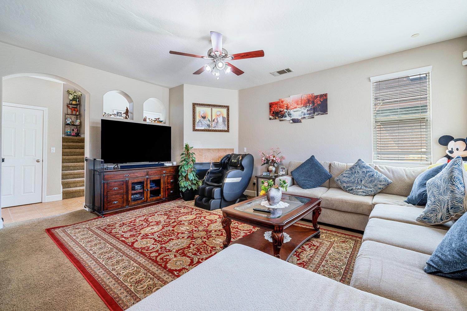 6568 E Braly, Fresno, CA 93727
