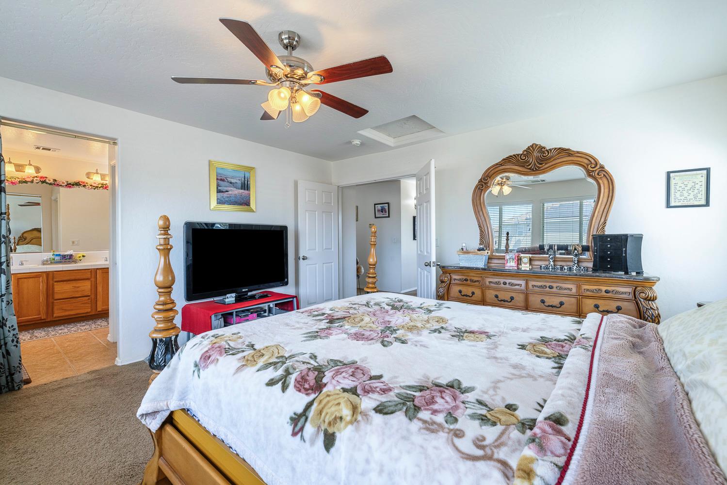 6568 E Braly, Fresno, CA 93727