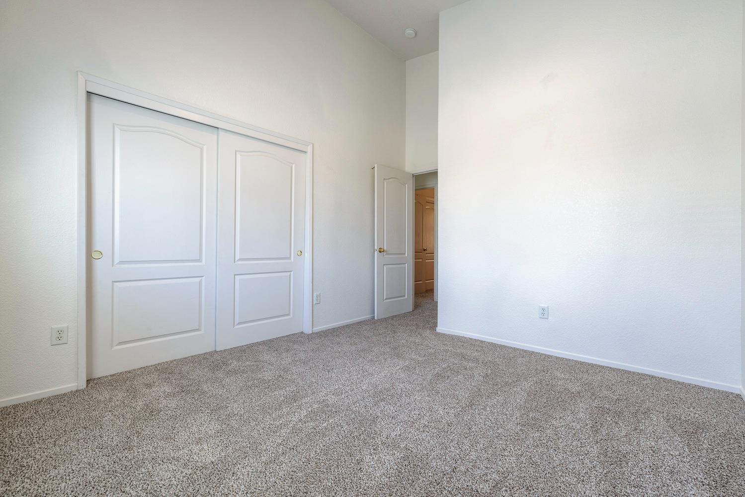 115 Curtiss Ln, Coalinga, CA 93210