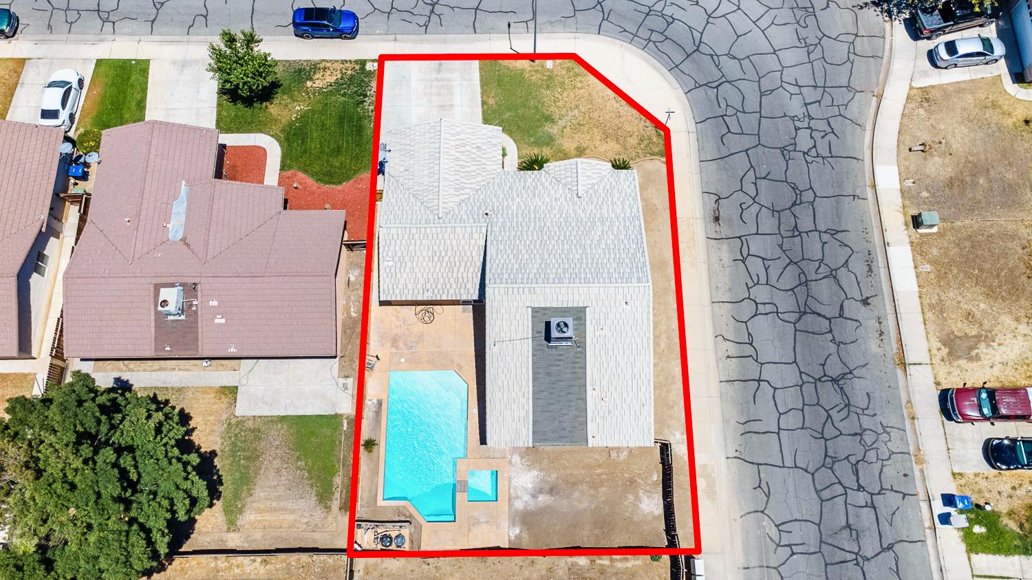 115 Curtiss Ln, Coalinga, CA 93210