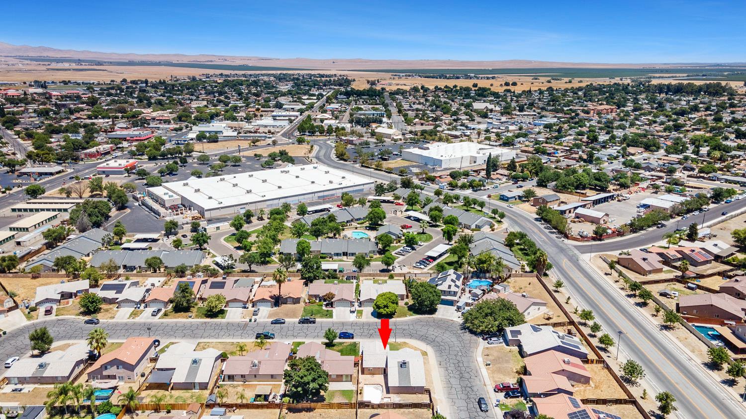 115 Curtiss Ln, Coalinga, CA 93210