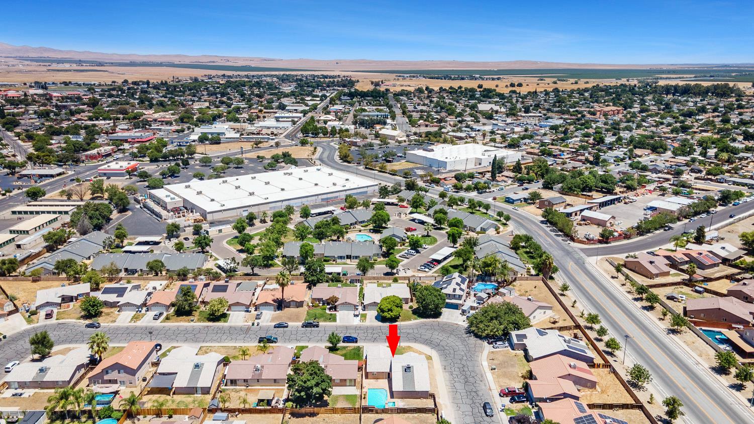 115 Curtiss Ln, Coalinga, CA 93210