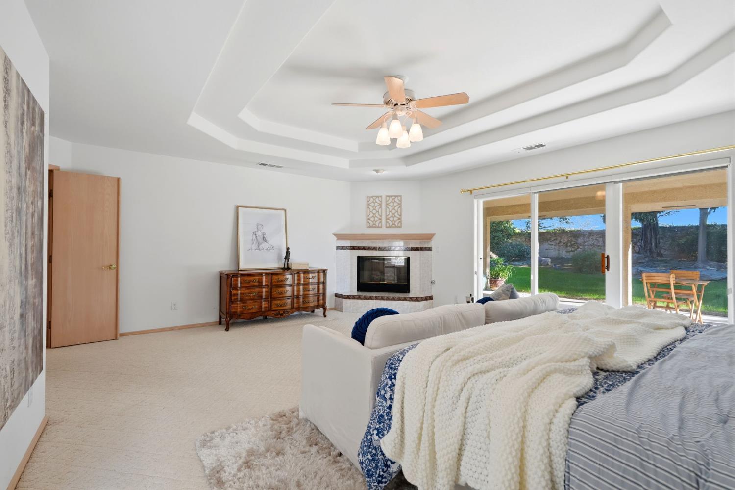 3403 E Vassar Ct, Visalia, CA 93292