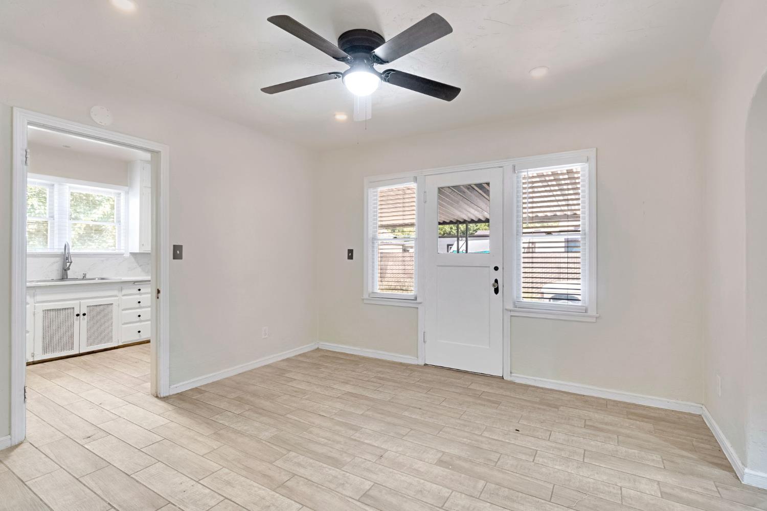 615 E 5Th St, Madera, CA 93638