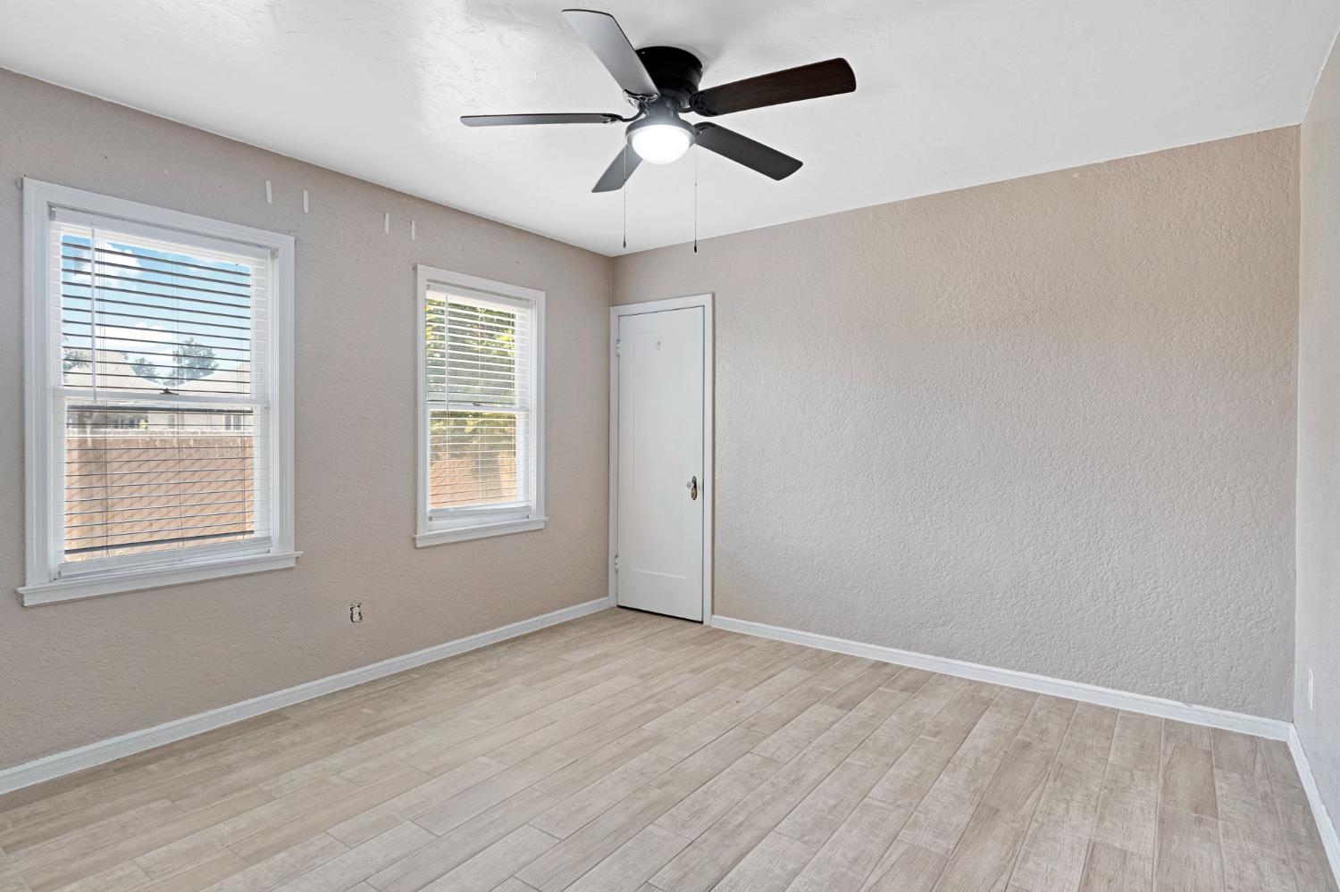 615 E 5Th St, Madera, CA 93638