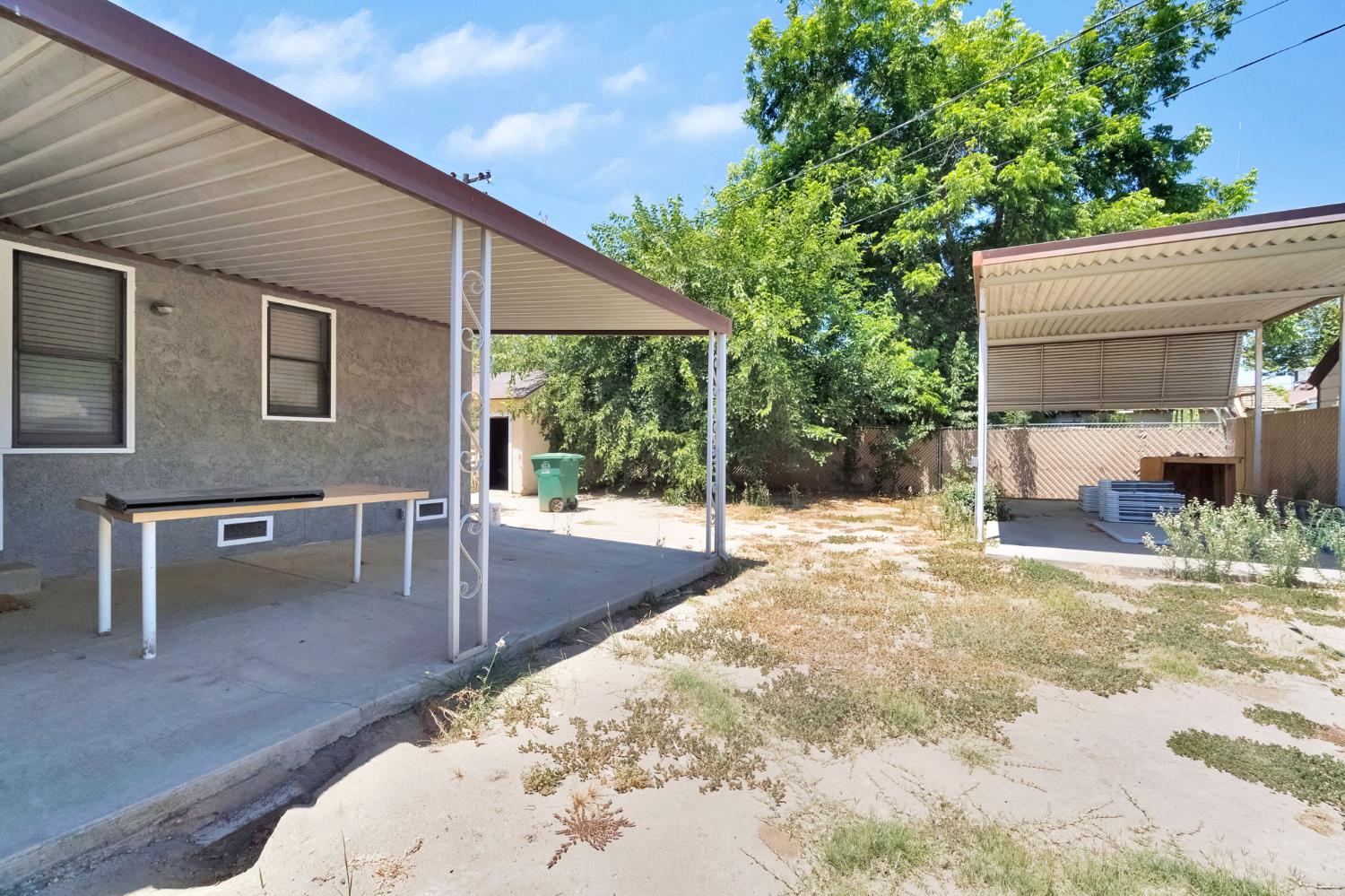 615 E 5Th St, Madera, CA 93638