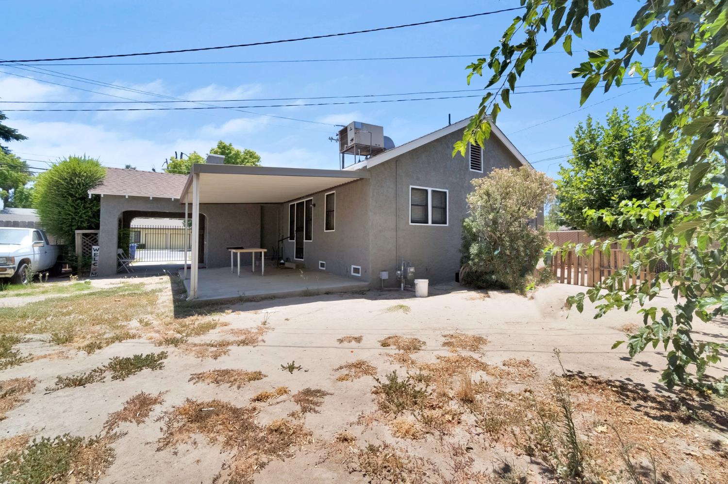 615 E 5Th St, Madera, CA 93638
