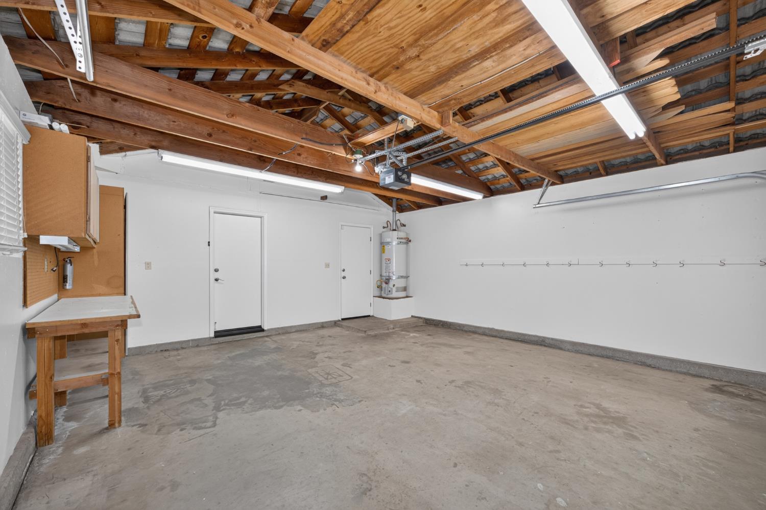 6329 N Gilroy Ave, Fresno, CA 93722