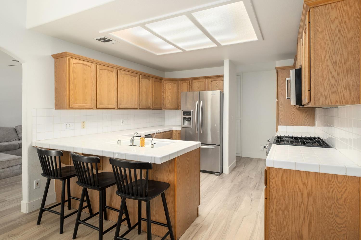 2370 Skansen St, Kingsburg, CA 93631