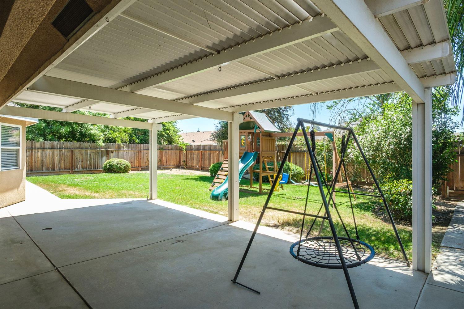 2370 Skansen St, Kingsburg, CA 93631