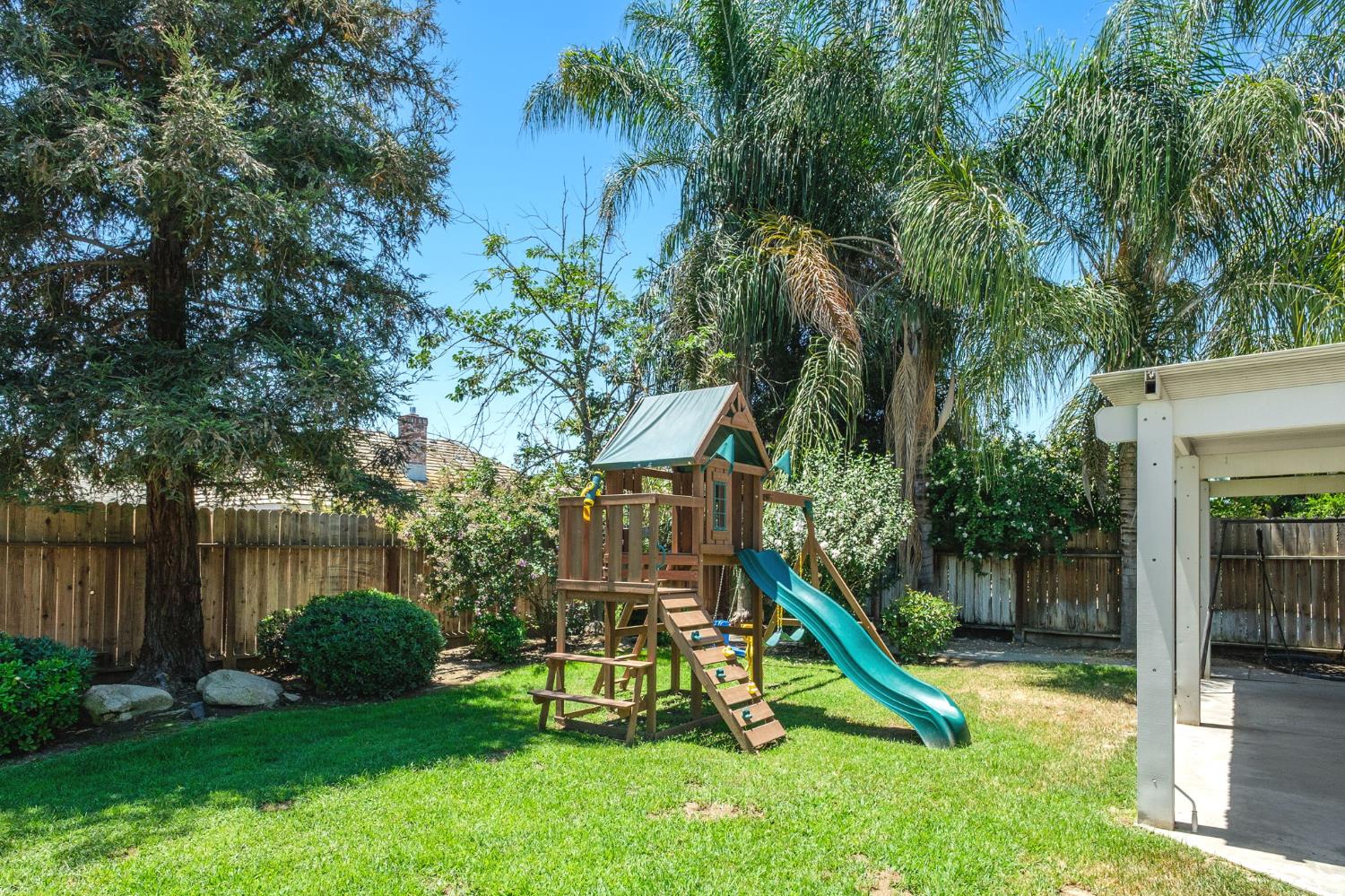 2370 Skansen St, Kingsburg, CA 93631