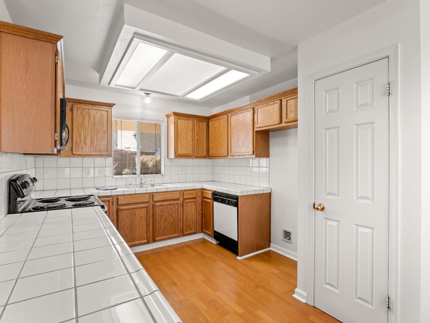 2313 N Milburn Ave, Fresno, CA 93722