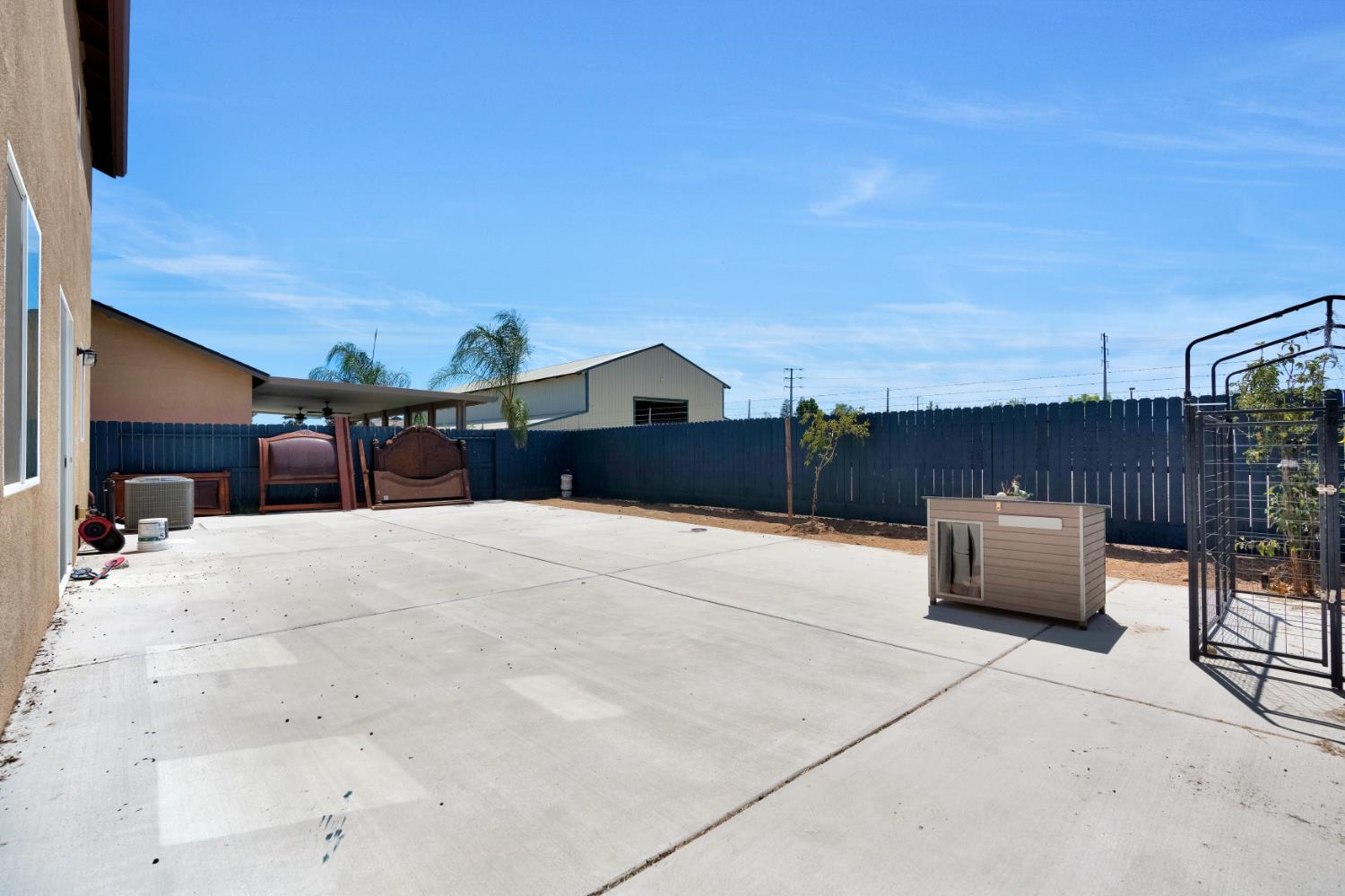 2457 N Pearwood Ave, Fresno, CA 93727