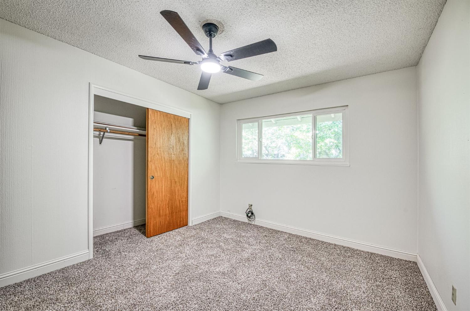 683 W Browning Ave, Fresno, CA 93704