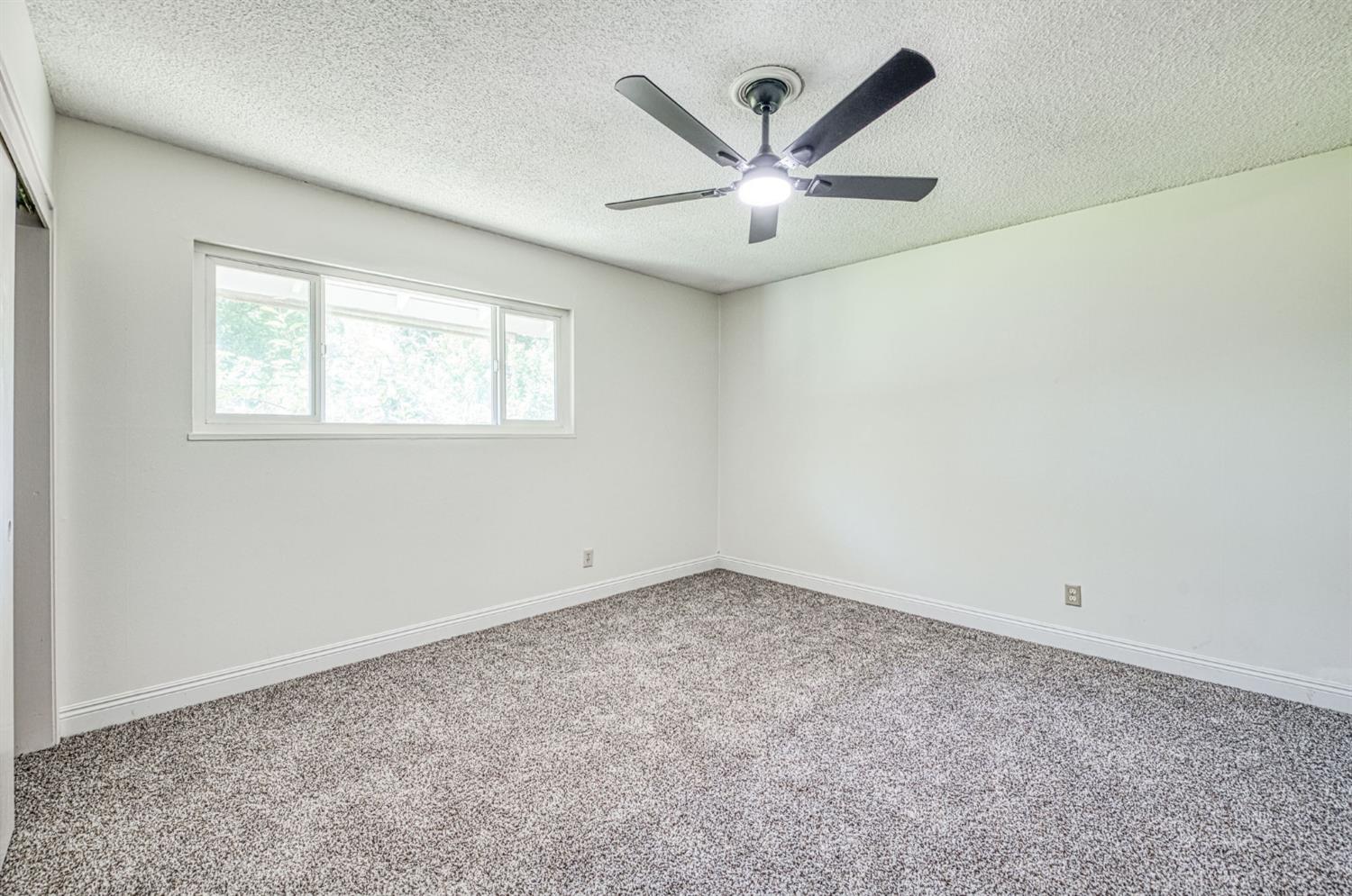 683 W Browning Ave, Fresno, CA 93704