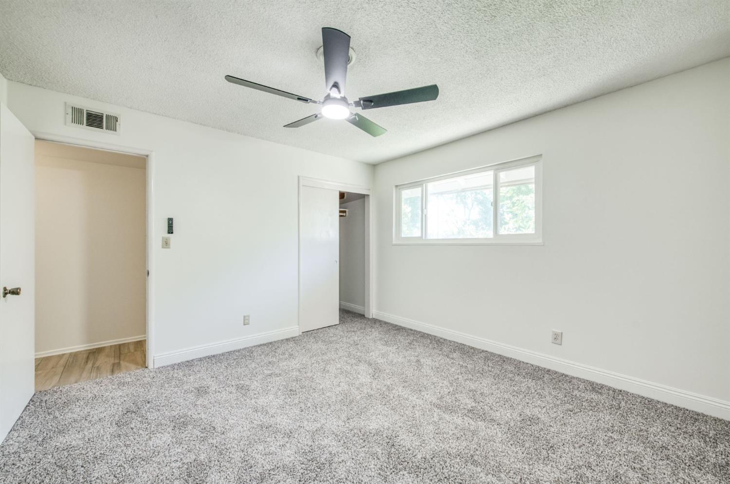683 W Browning Ave, Fresno, CA 93704
