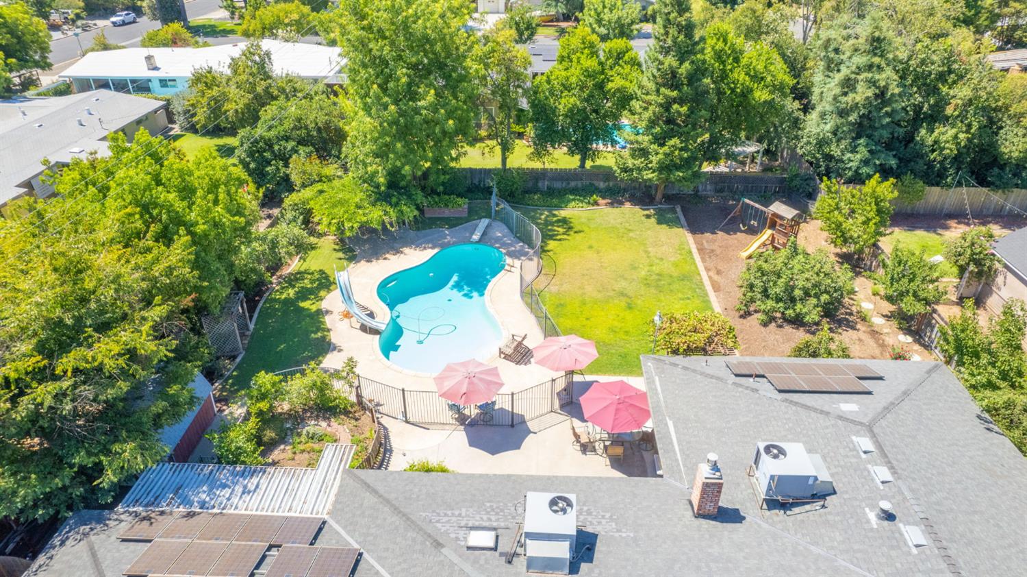 683 W Browning Ave, Fresno, CA 93704
