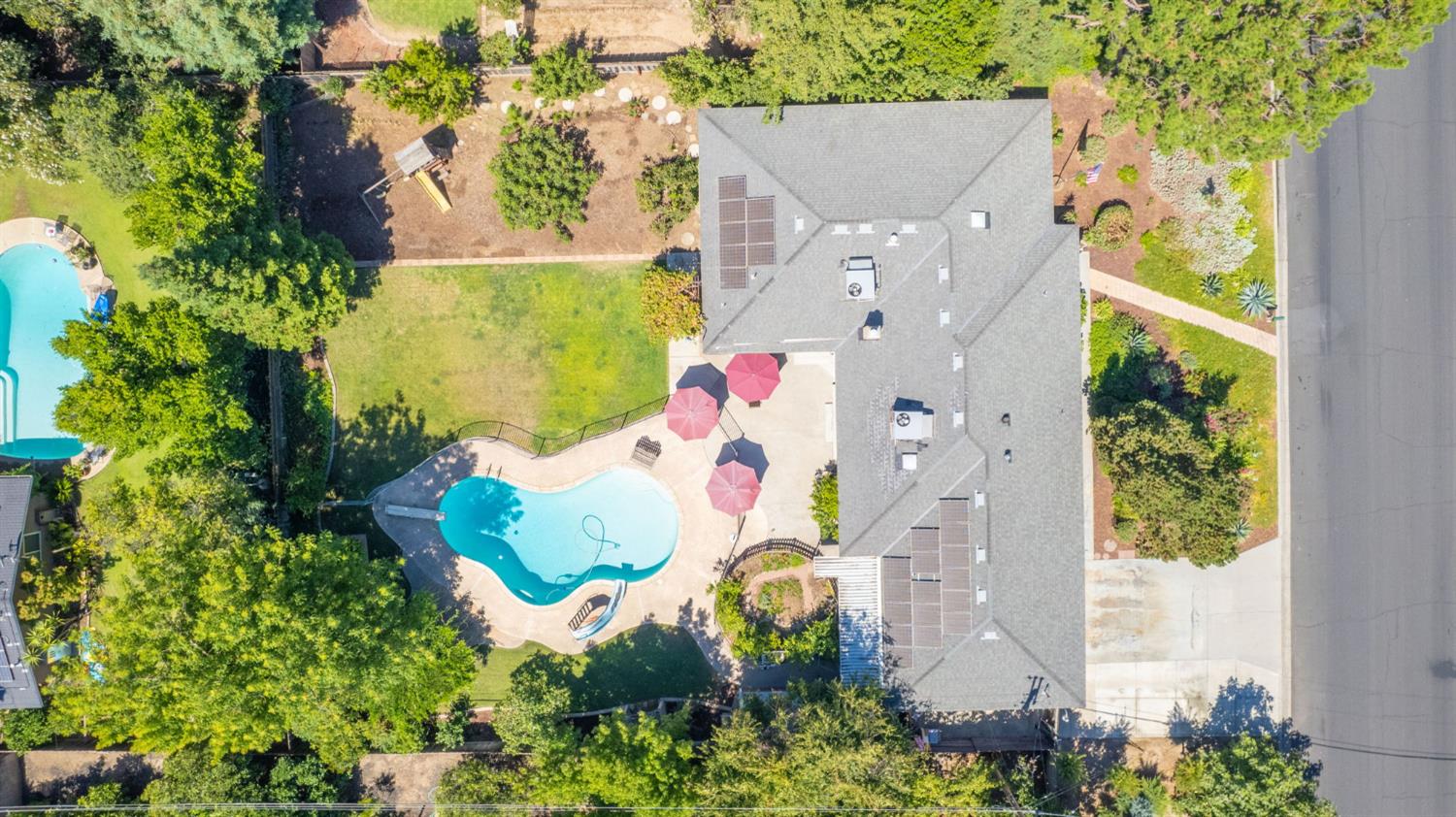 683 W Browning Ave, Fresno, CA 93704