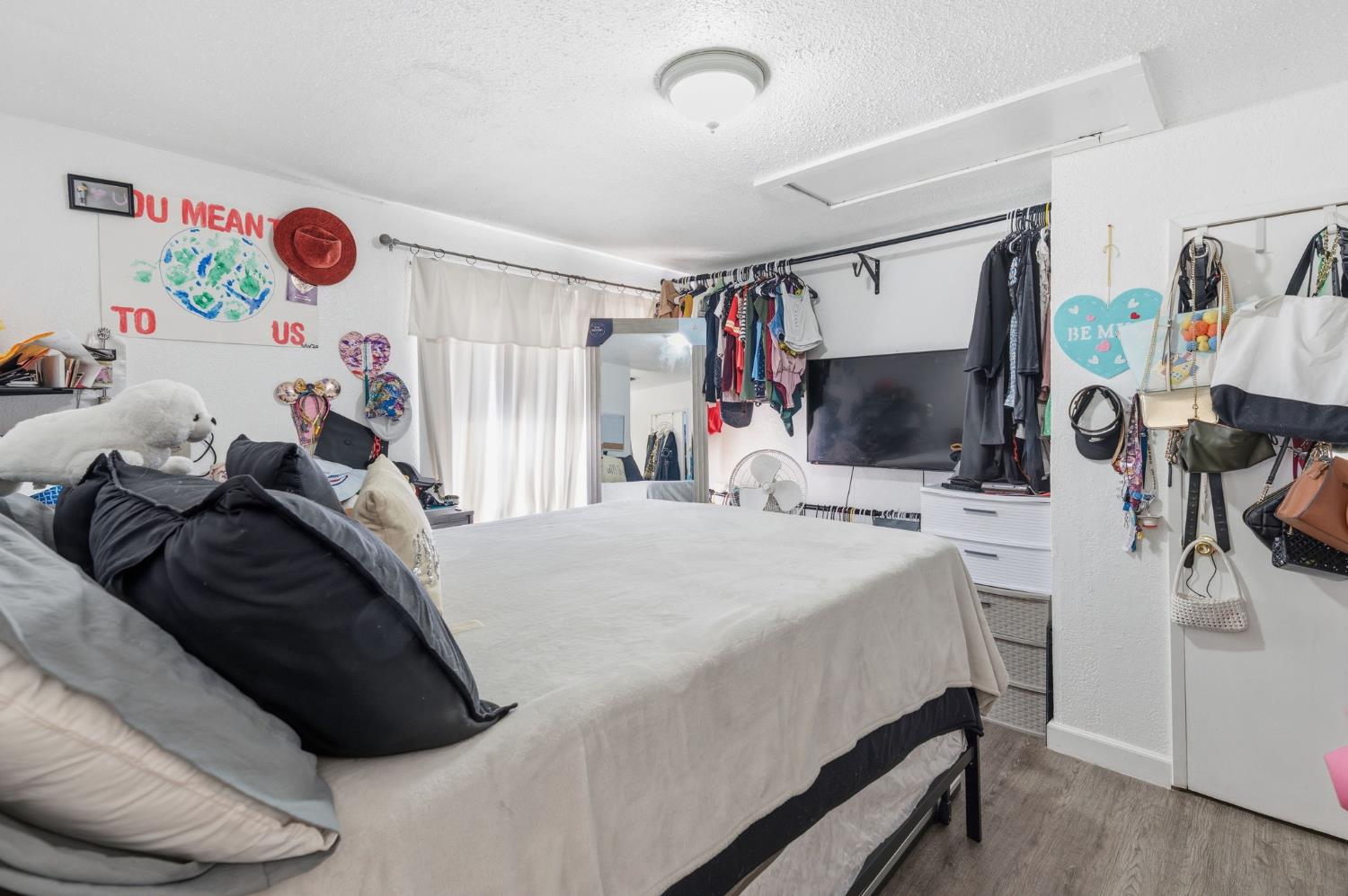 3504 N Wolters Ave, Fresno, CA 93726