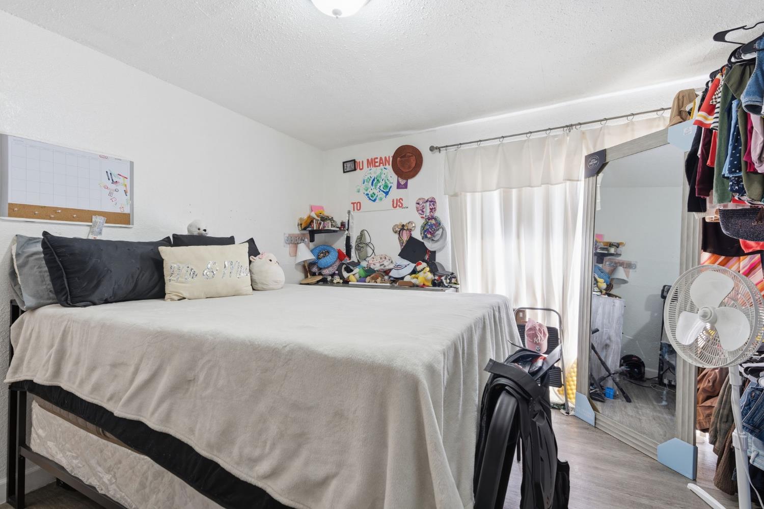 3504 N Wolters Ave, Fresno, CA 93726