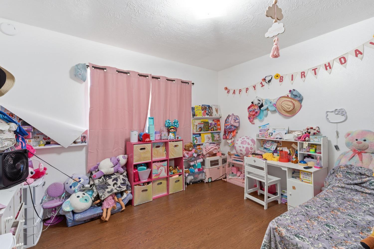 3504 N Wolters Ave, Fresno, CA 93726