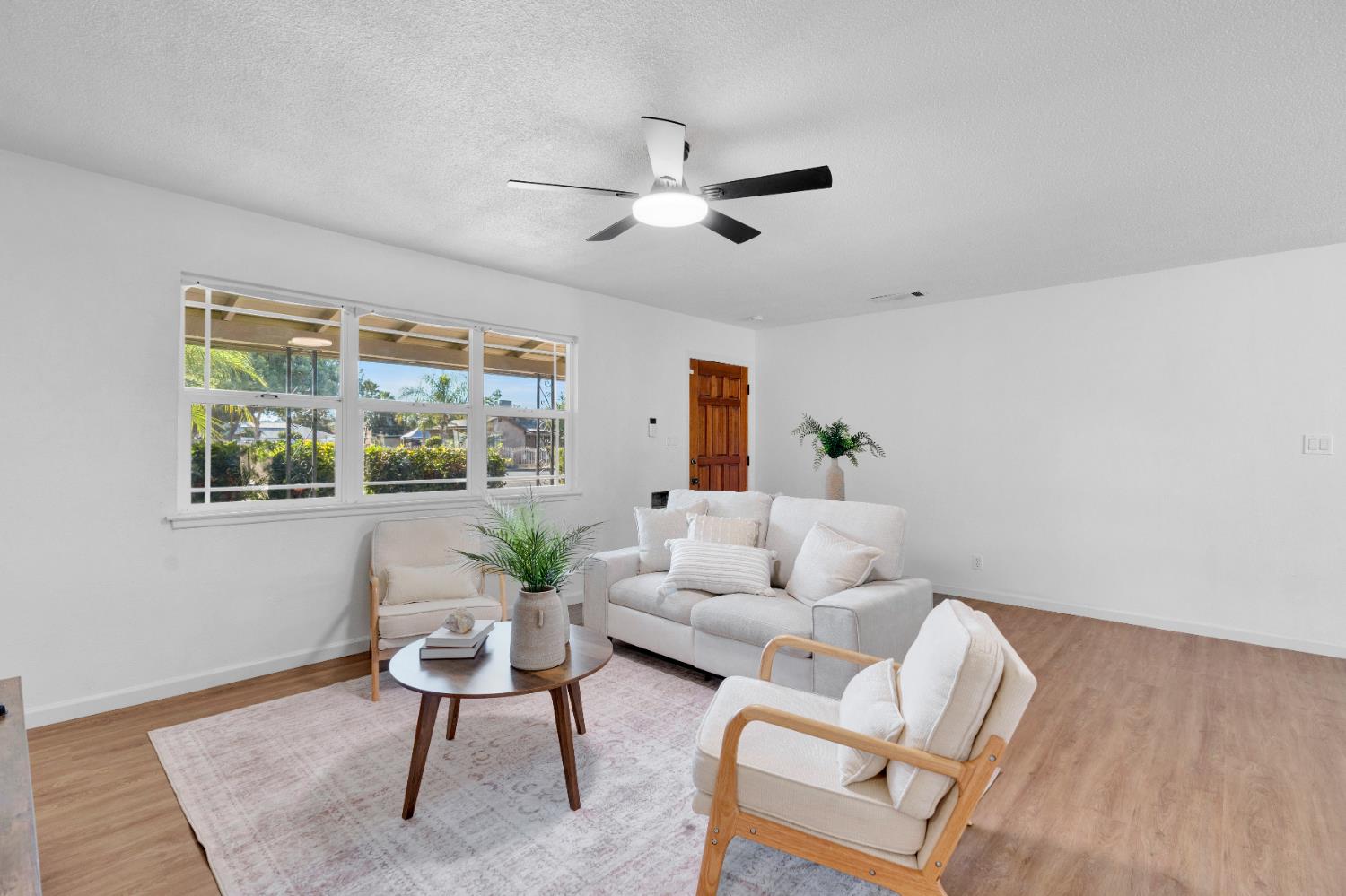 3641 N Maple Ave, Fresno, CA 93726