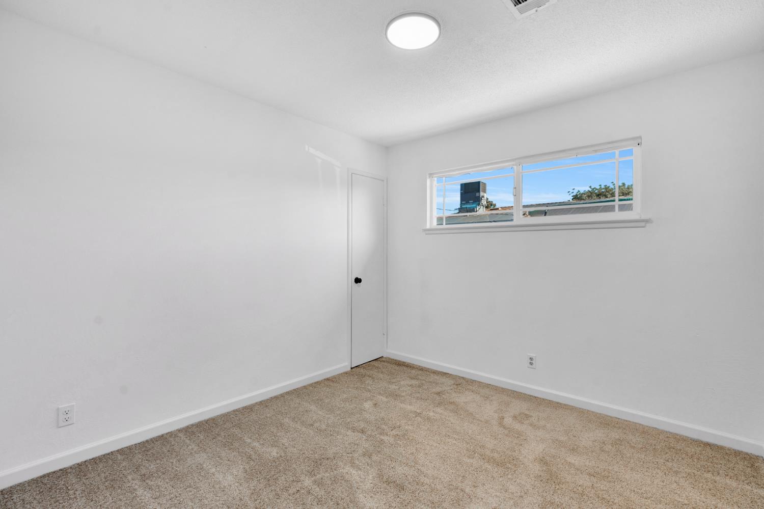 3641 N Maple Ave, Fresno, CA 93726