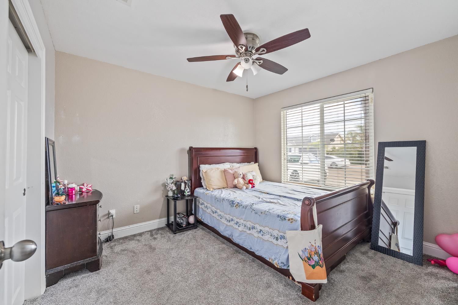 5110 W Simpson Ave, Fresno, CA 93722