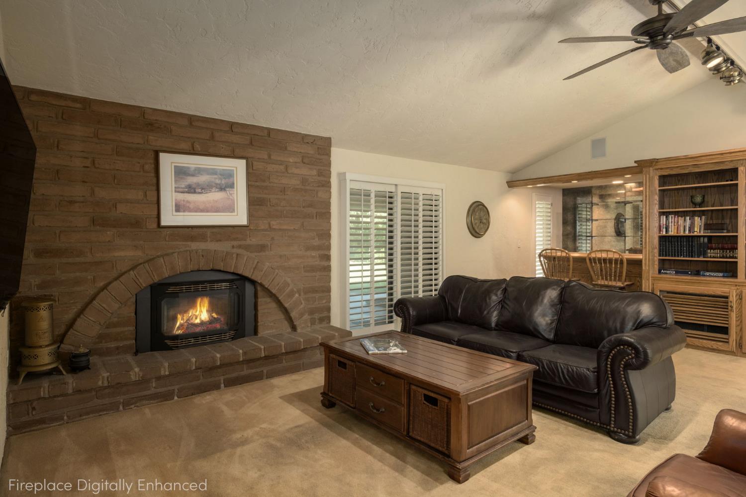 5367 N Briarwood Ave, Fresno, CA 93711