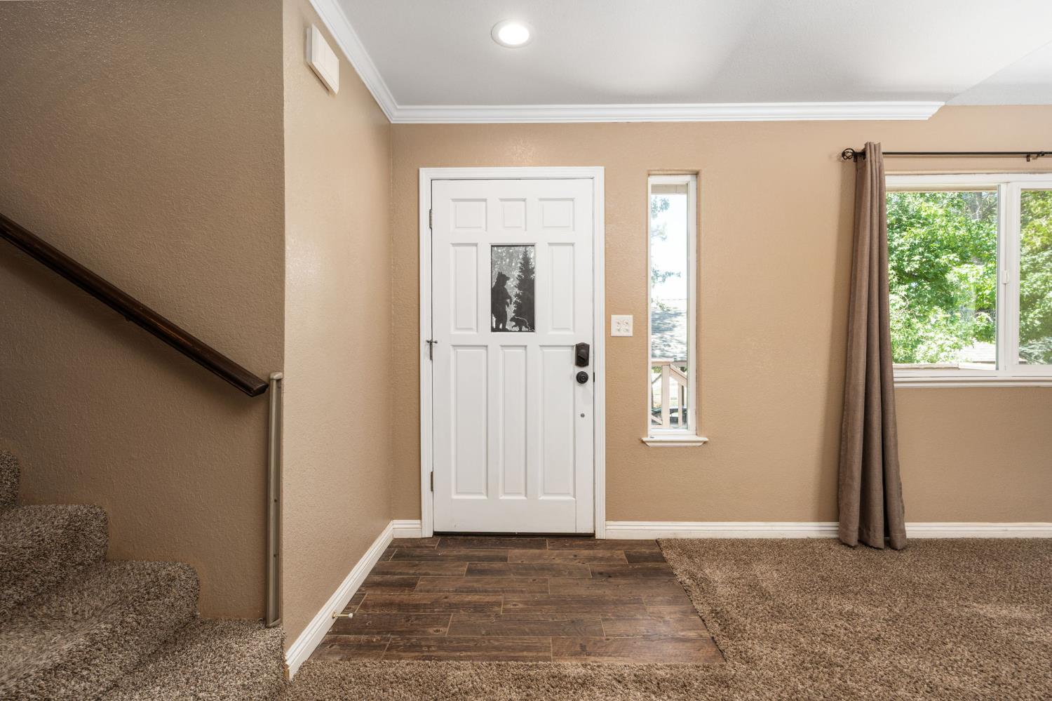 39749 Pine Ridge Rd, Oakhurst, CA 93644