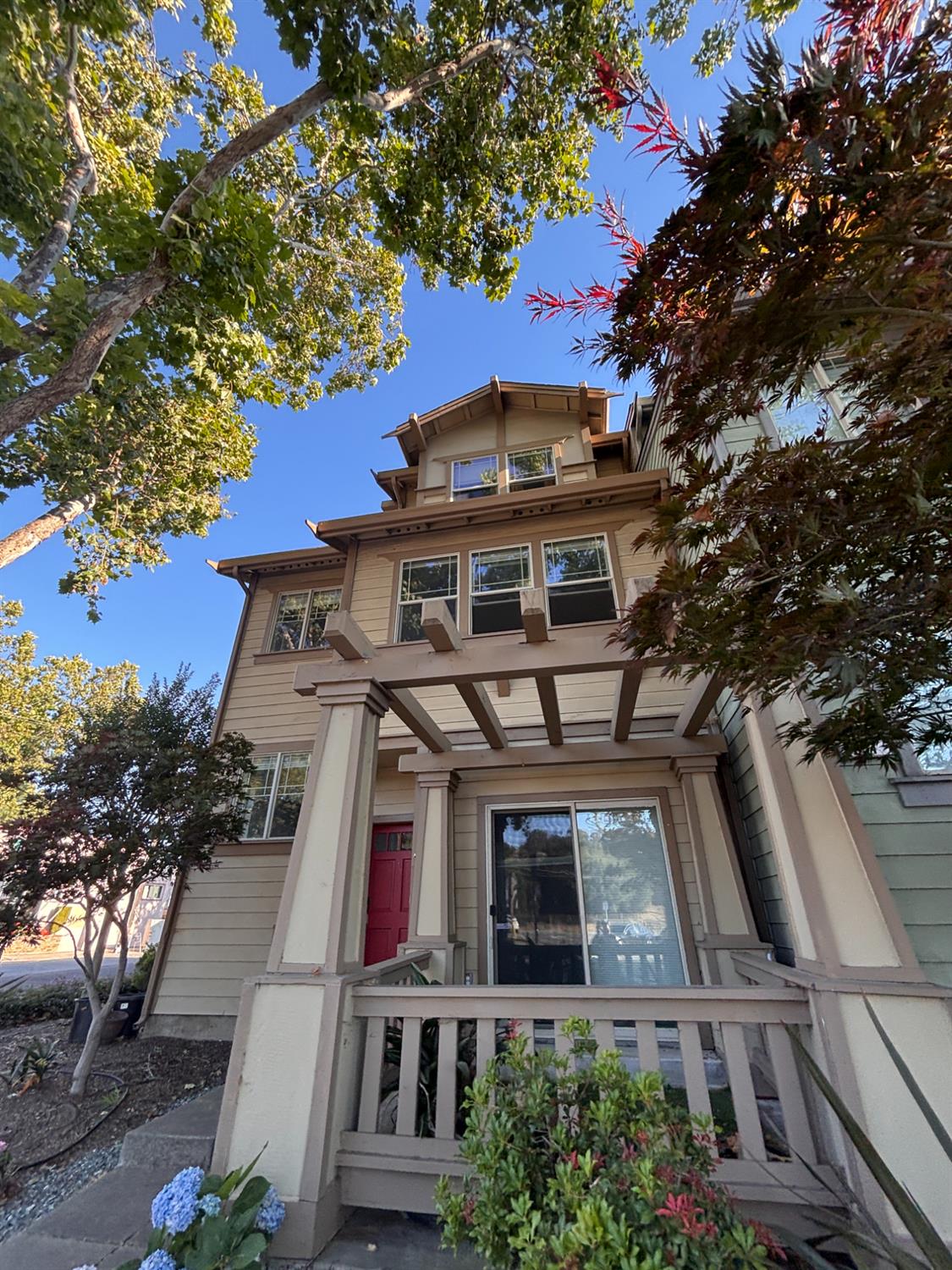 659 Macarthur Blvd, San Leandro, CA 94577