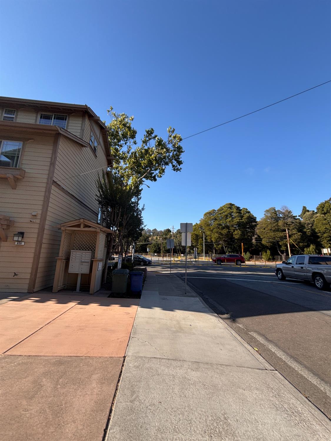 659 Macarthur Blvd, San Leandro, CA 94577
