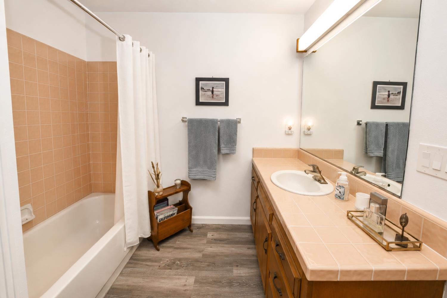 1935 W Santa Ana Ave, Fresno, CA 93705