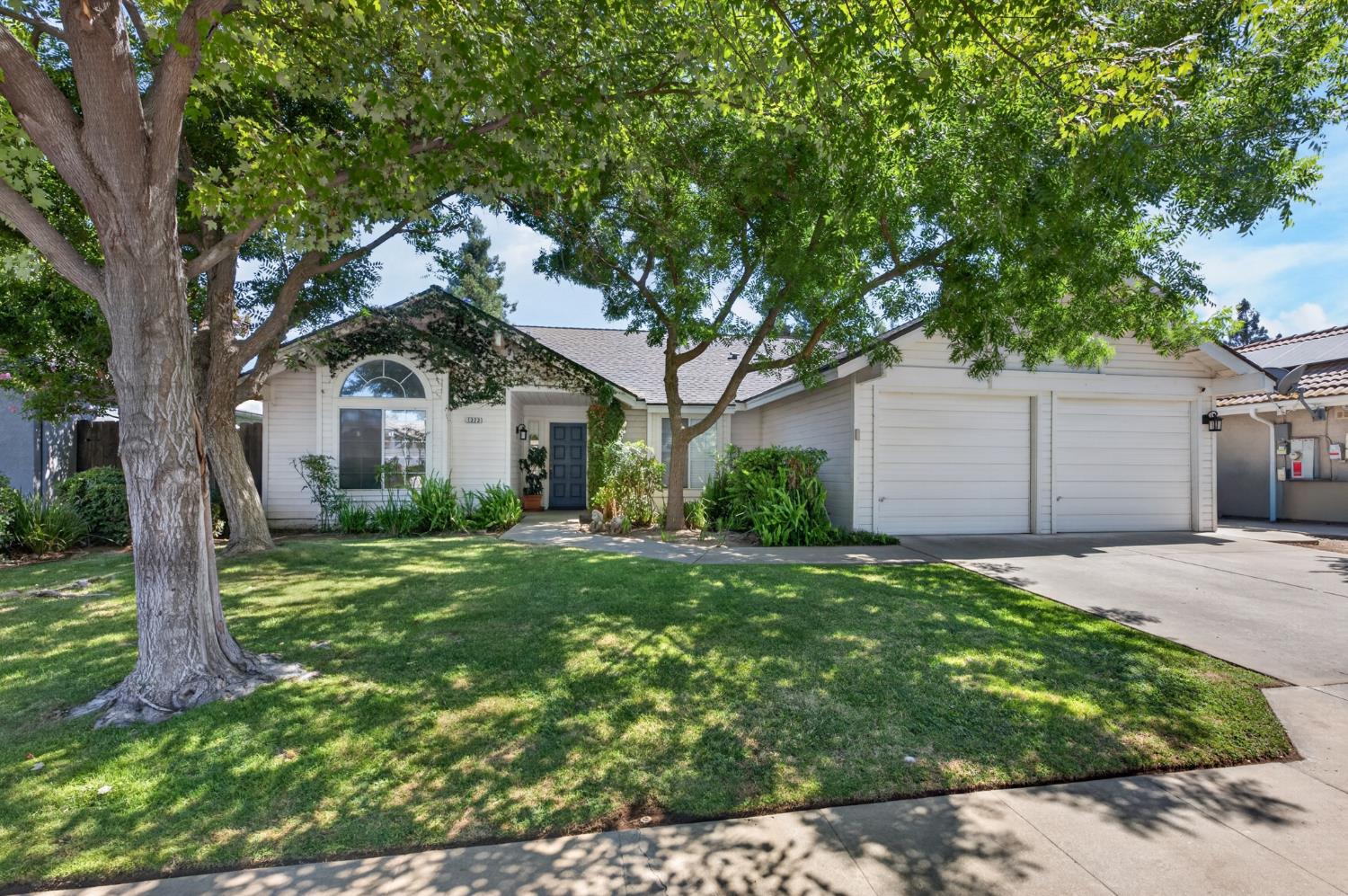 1373 E Portland Ave, Fresno, CA 93720
