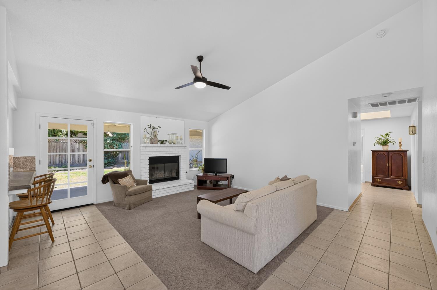 1373 E Portland Ave, Fresno, CA 93720
