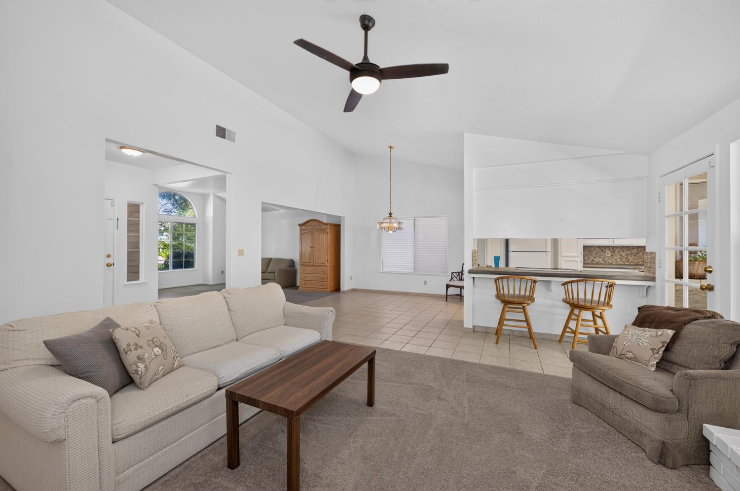1373 E Portland Ave, Fresno, CA 93720