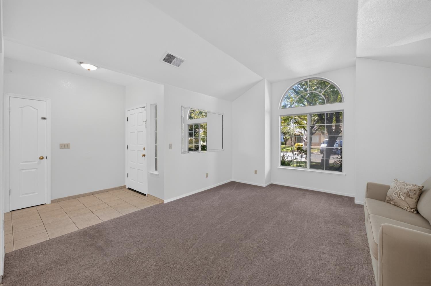 1373 E Portland Ave, Fresno, CA 93720