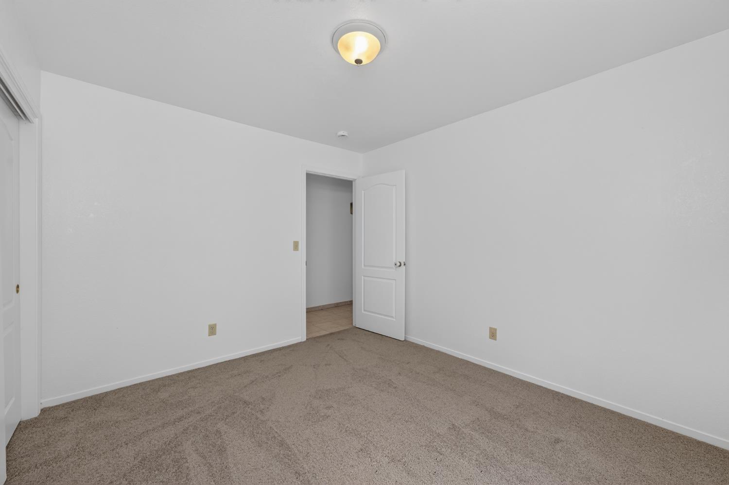 1373 E Portland Ave, Fresno, CA 93720