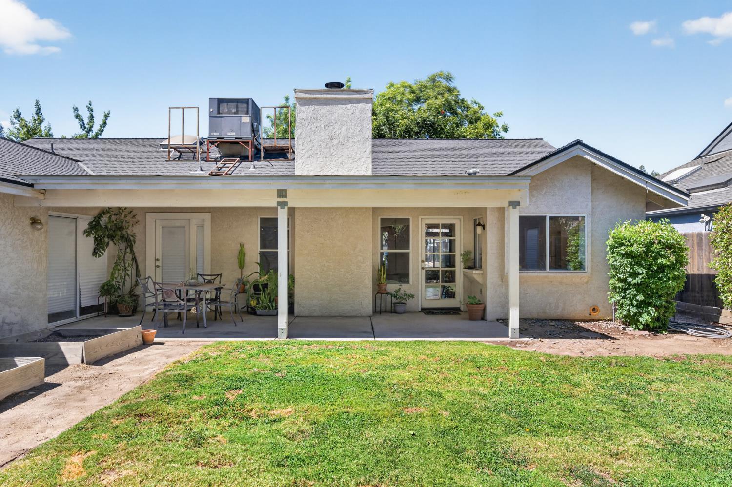1373 E Portland Ave, Fresno, CA 93720